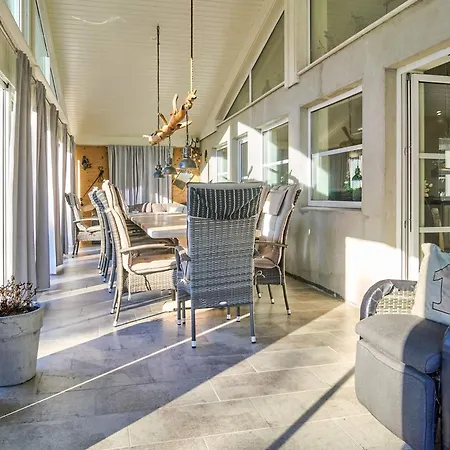 Luxury Retreat In Balka